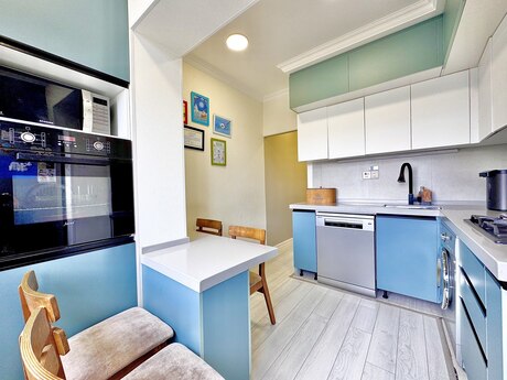 3 otaqlı köhnə tikili - Qara Qarayev m. - 85 m²