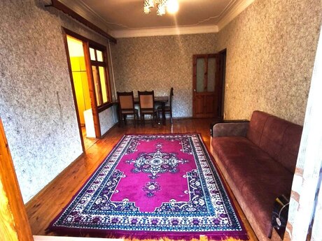 2 otaqlı köhnə tikili - Yeni Günəşli q. - 51 m²