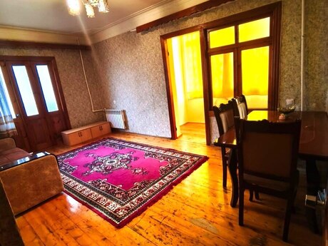2 otaqlı köhnə tikili - Yeni Günəşli q. - 51 m²