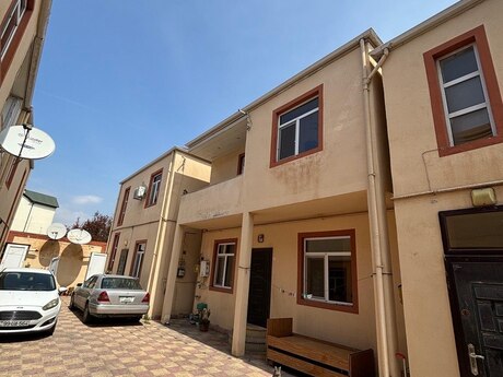 4 otaqlı həyət evi/bağ evi - Əhmədli q. - 150 m²