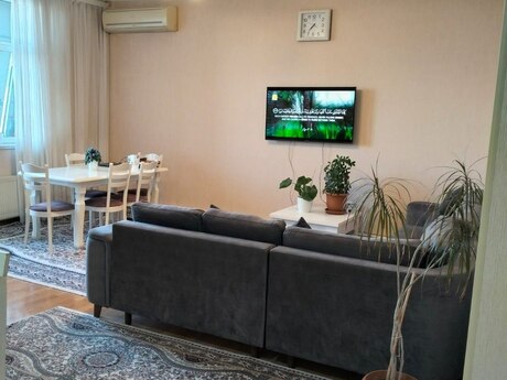 Объявление №6077484 - Баку, м. Кара Караев, 2-комн., 75 м², 4/10 этаж