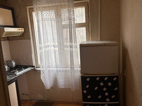 1 otaqlı köhnə tikili - Xalqlar Dostluğu m. - 35 m²