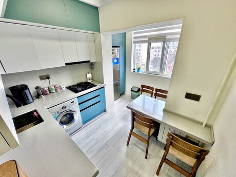 3-комн. вторичка - м. Кара Караев - 85 м²