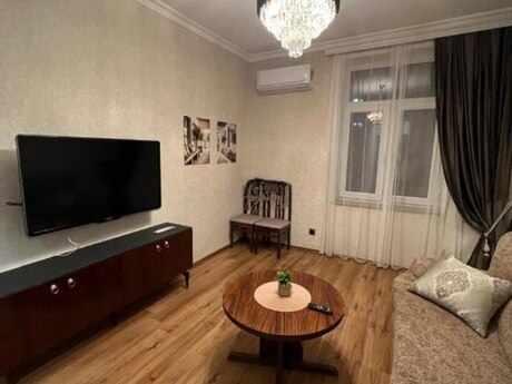 3 otaqlı köhnə tikili - Nəriman Nərimanov m. - 88 m²