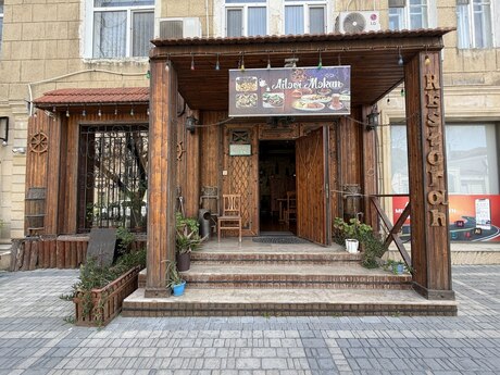 Obyekt - Elmlər Akademiyası m. - 90 m²