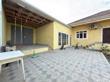 3 otaqlı həyət evi/bağ evi - Buzovna q. - 200 m²
