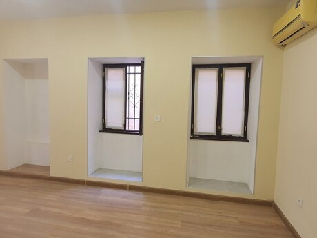 2-комн. офис - Сабаильский р. - 30 м²