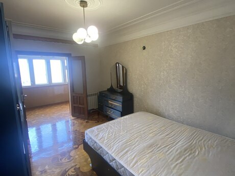 2 otaqlı köhnə tikili - Azadlıq Prospekti m. - 70 m²