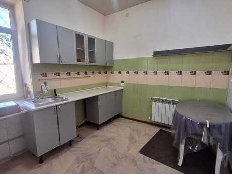 4 otaqlı həyət evi/bağ evi - Binəqədi q. - 150 m²