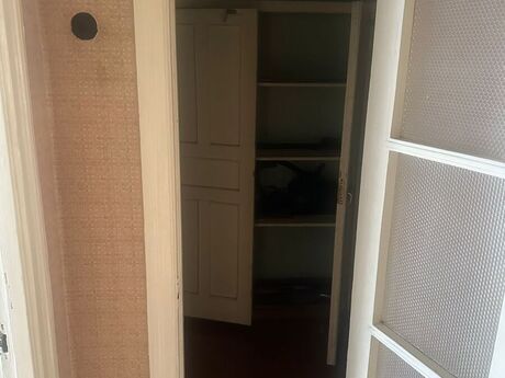 2 otaqlı köhnə tikili - 28 May m. - 80 m²
