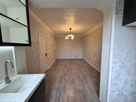 2-комн. вторичка - м. Азадлыг проспекти - 40 м²