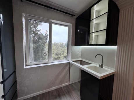 2-комн. вторичка - м. Азадлыг проспекти - 40 м²