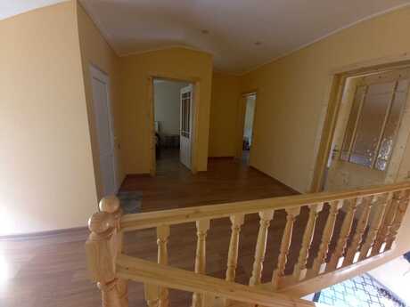 5 otaqlı həyət evi/bağ evi - Qax - 150 m²