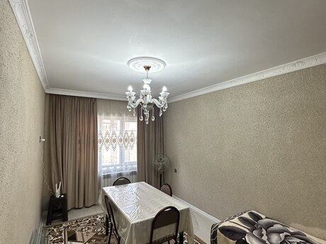 4 otaqlı həyət evi/bağ evi - Binəqədi q. - 100 m²