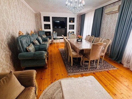 8 otaqlı həyət evi/bağ evi - Badamdar q. - 250 m²