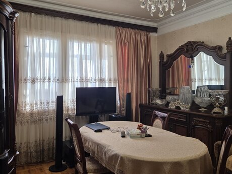 4 otaqlı köhnə tikili - Sumqayıt - 90 m²