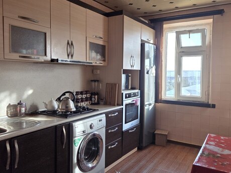 4 otaqlı köhnə tikili - Sumqayıt - 90 m²