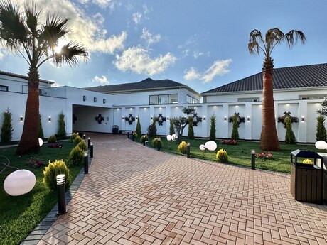 5 otaqlı həyət evi/bağ evi - Mərdəkan q. - 270 m²
