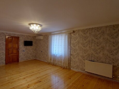 1 otaqlı həyət evi/bağ evi - Əmircan q. - 40 m²