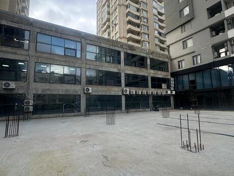 Obyekt - Şah İsmayıl Xətai m. - 65 m²
