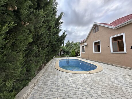 4 otaqlı həyət evi/bağ evi - Şüvəlan q. - 230 m²