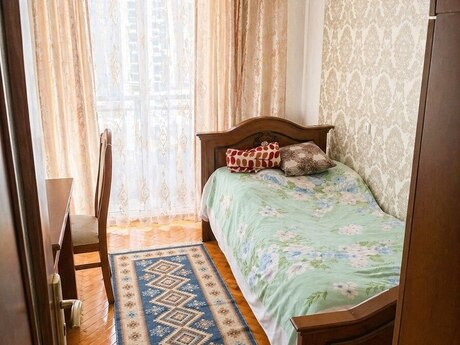 3 otaqlı köhnə tikili - Nəriman Nərimanov m. - 110 m²
