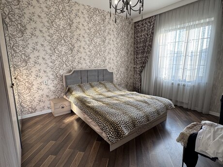 6-комн. дом/дача - пос. Геокмалы - 200 м²
