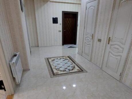 3 otaqlı yeni tikili - İnşaatçılar m. - 140 m²