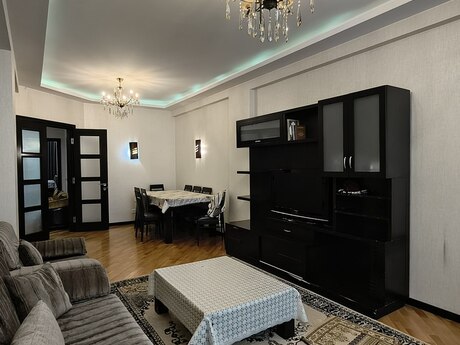 4-комнатная квартира, 164 м², Badamdar: 435 000 ₼ 4