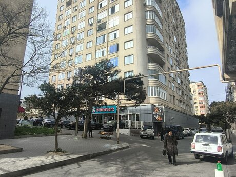4-комнатная квартира, 164 м², Badamdar: 435 000 ₼ 2