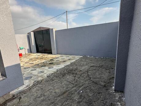 4 otaqlı həyət evi/bağ evi - Masazır q. - 140 m²