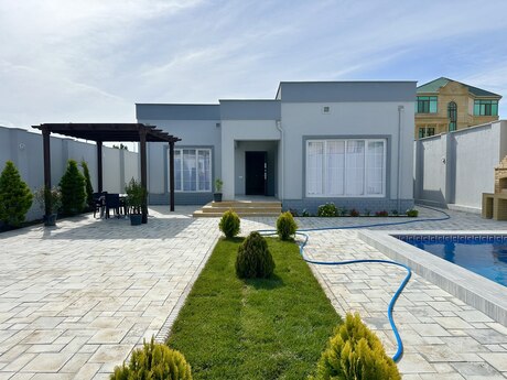 4 otaqlı həyət evi/bağ evi - Şüvəlan q. - 160 m²