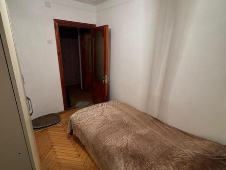 3 otaqlı köhnə tikili - 20 Yanvar m. - 78 m²