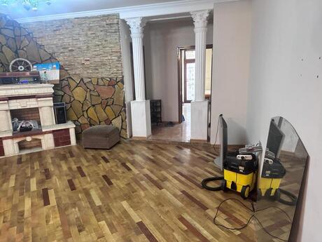 8 otaqlı həyət evi/bağ evi - Biləcəri q. - 340 m²