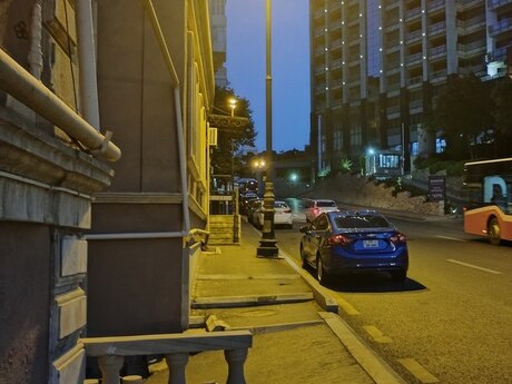 3 otaqlı köhnə tikili - İçəri Şəhər m. - 100 m²