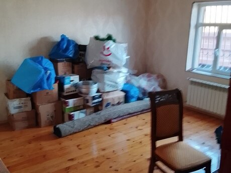 4 otaqlı həyət evi/bağ evi - Binəqədi q. - 220 m²