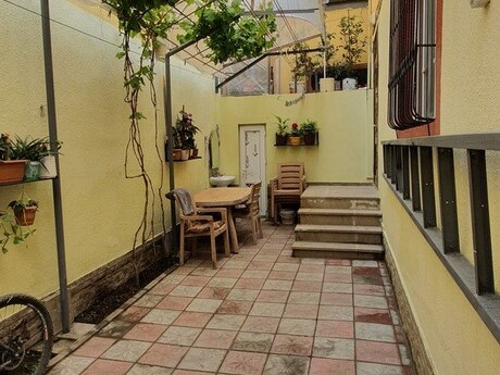 4 otaqlı həyət evi/bağ evi - Xırdalan - 150 m²