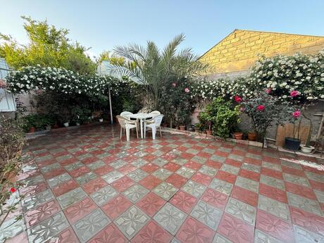 3 otaqlı həyət evi/bağ evi - Hövsan q. - 67 m²