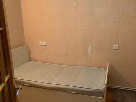 2 otaqlı köhnə tikili - İnşaatçılar m. - 45 m²