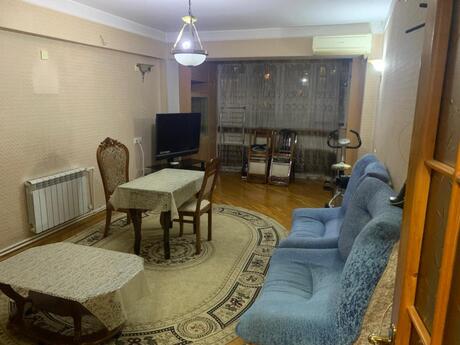 2 otaqlı köhnə tikili - İnşaatçılar m. - 45 m²