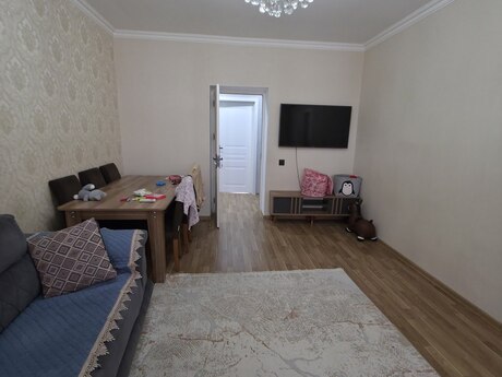 4 otaqlı mənzil, 120 m², Bakıxanov: 250 000 ₼ 5