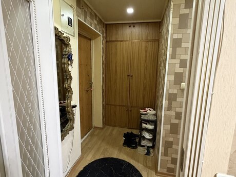 2 otaqlı köhnə tikili - Qara Qarayev m. - 42 m²