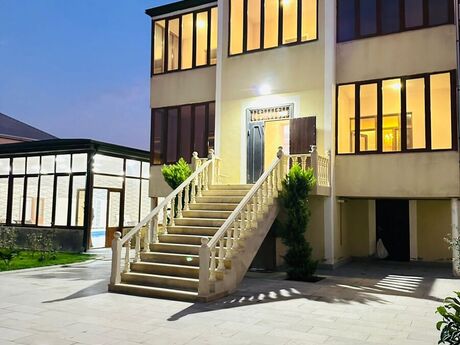 5 otaqlı həyət evi/bağ evi - Novxanı q. - 210 m²