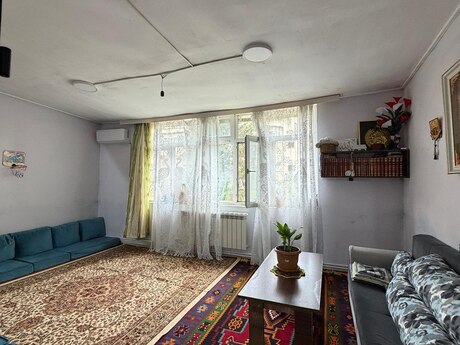 4 otaqlı köhnə tikili - Memar Əcəmi m. - 100 m²