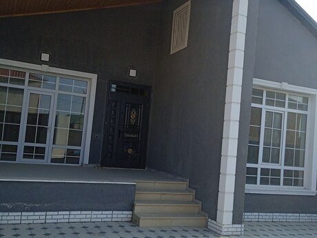 4 otaqlı həyət evi/bağ evi - Zabrat q. - 129 m²
