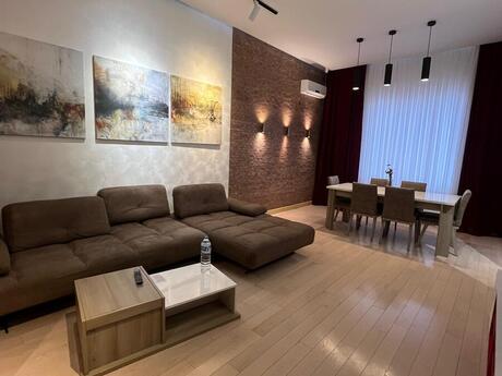 3 otaqlı yeni tikili - Nəsimi r. - 138 m²