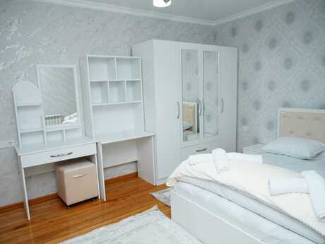 4 otaqlı həyət evi/bağ evi - Şəki - 150 m²