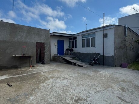 3 otaqlı həyət evi/bağ evi - Mərdəkan q. - 110 m²