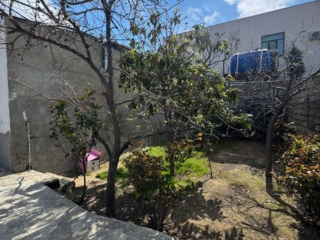 3 otaqlı həyət evi/bağ evi - Mərdəkan q. - 110 m²