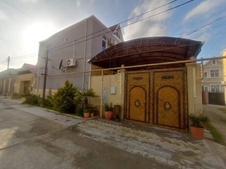 4 otaqlı həyət evi/bağ evi - Zabrat q. - 220 m²